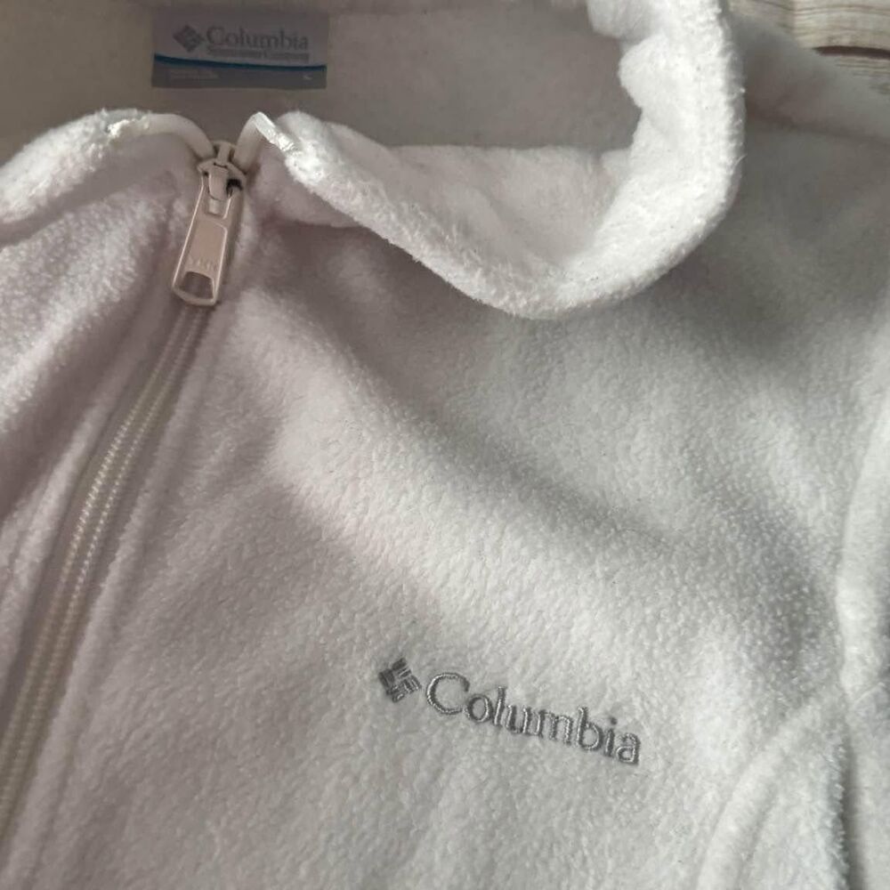 Women’s Columbia fleece Vest size L